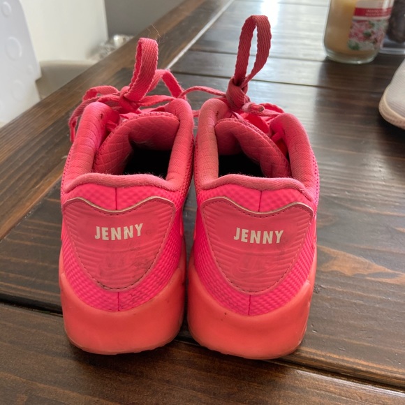 Nike AirMax 90 - Picture 2 of 3